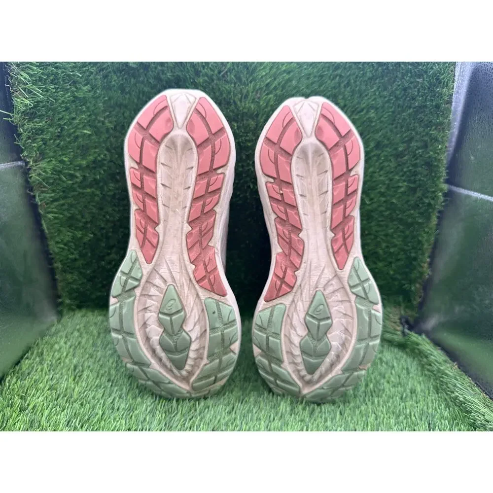 Asics Novablast 4 TR 1012B654 Athletic Sneaker Women's 10 Pink Woven Running